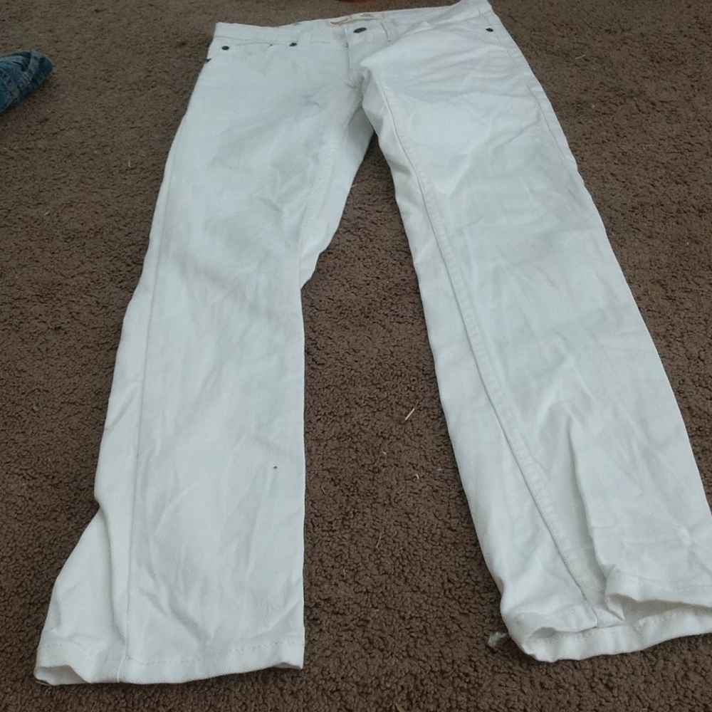 White Skinny Levi